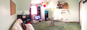 Angel got me a desk for my craft room and it's finally done!!  So here is my craft room in all of its crafty perfection